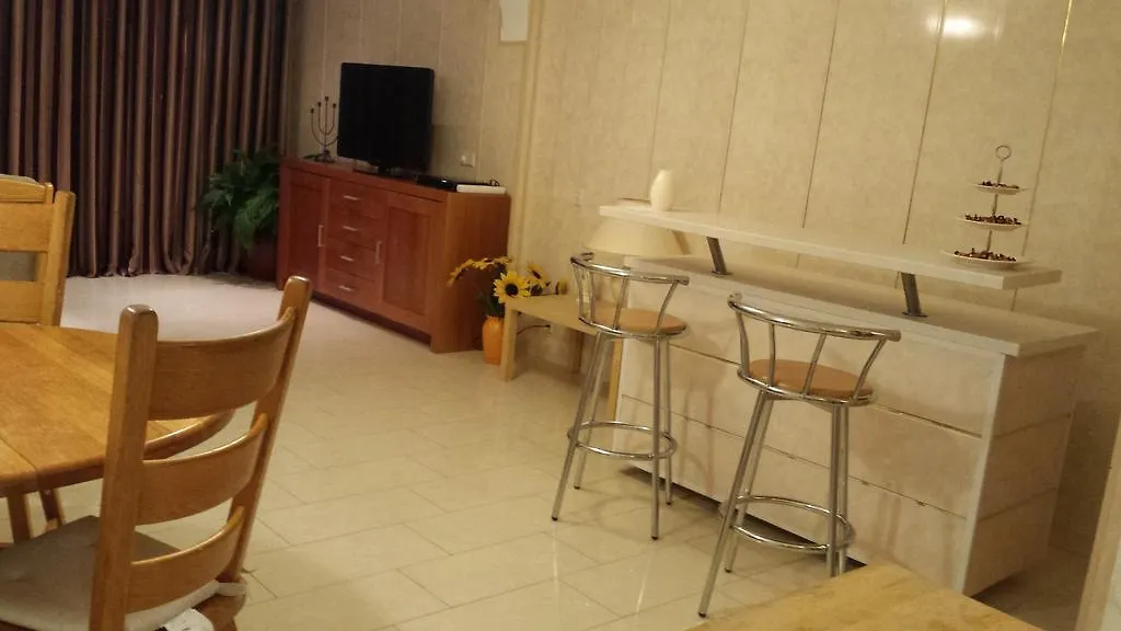 Sewdien'S Apartment Beverwaard 로테르담